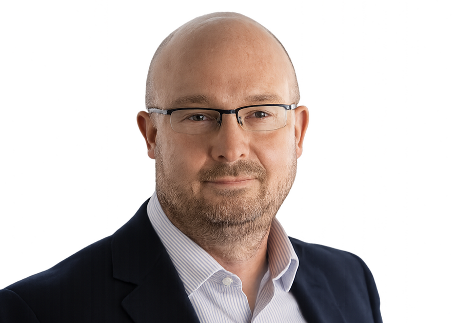 head and shoulders portrait photograph of Lee Wilson